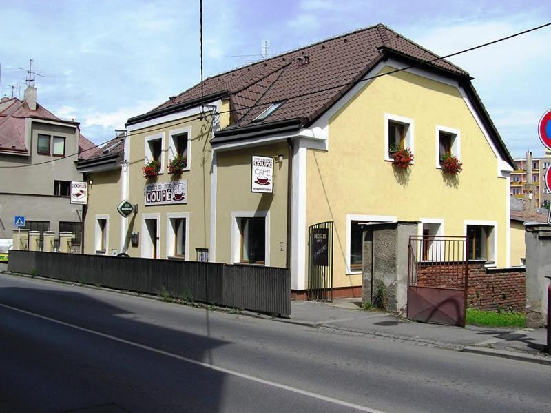 Penzion Coupe Příbram Kültér fotó
